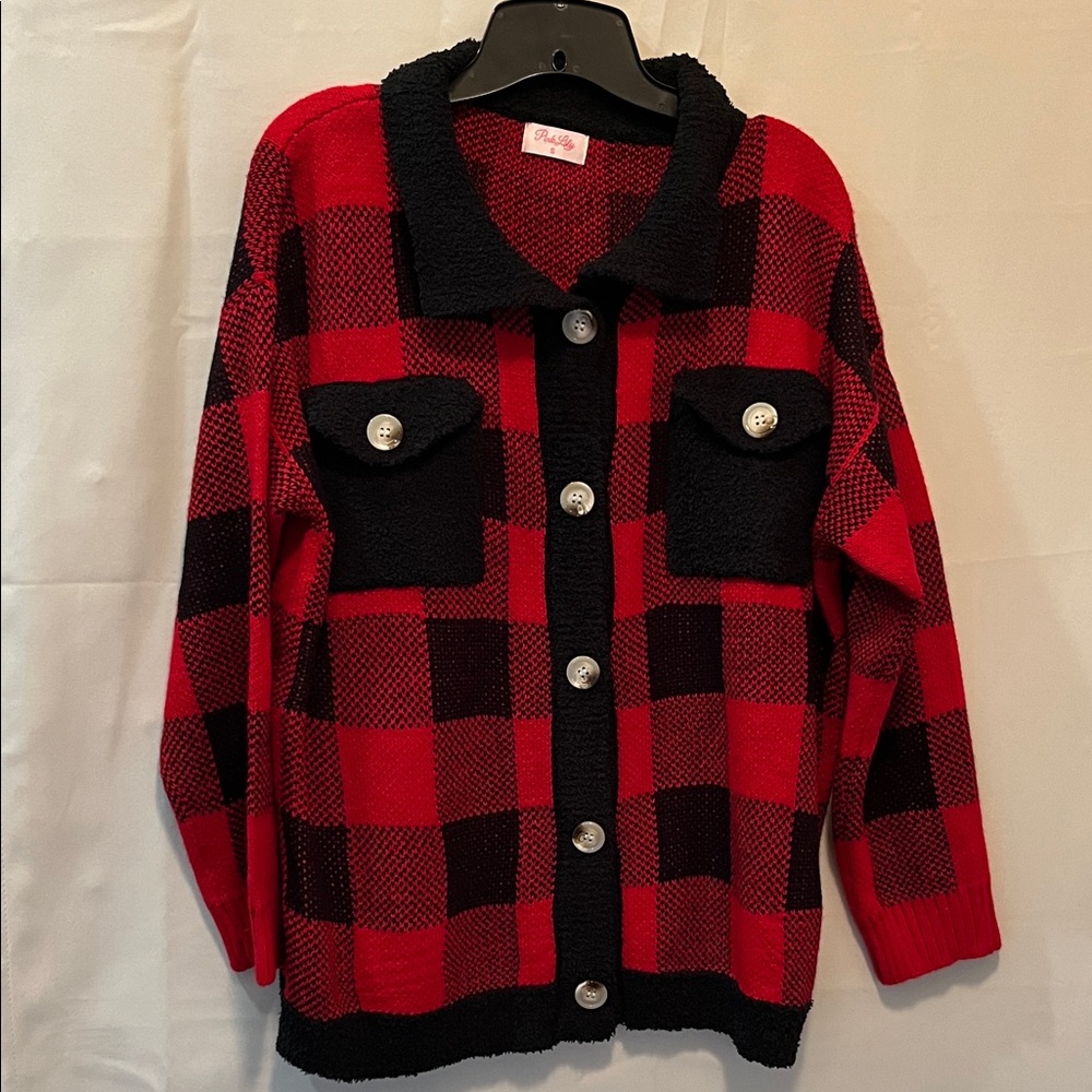Pink Lily Red & Black Checked Women’s sweater button up. USED Sz S Fall winter